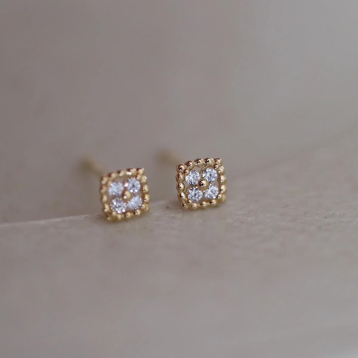 

925 Sterling Silver Plating 14K Gold Inlaid Zircon Exquisite Flower Earrings for Women Simple Jewelry Gift Silver