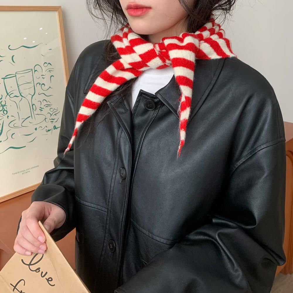 

Autumn and winter small triangle scarf, striped knitted scarf, premium triangle scarf, new warm triangle scarf for women 95*33cm