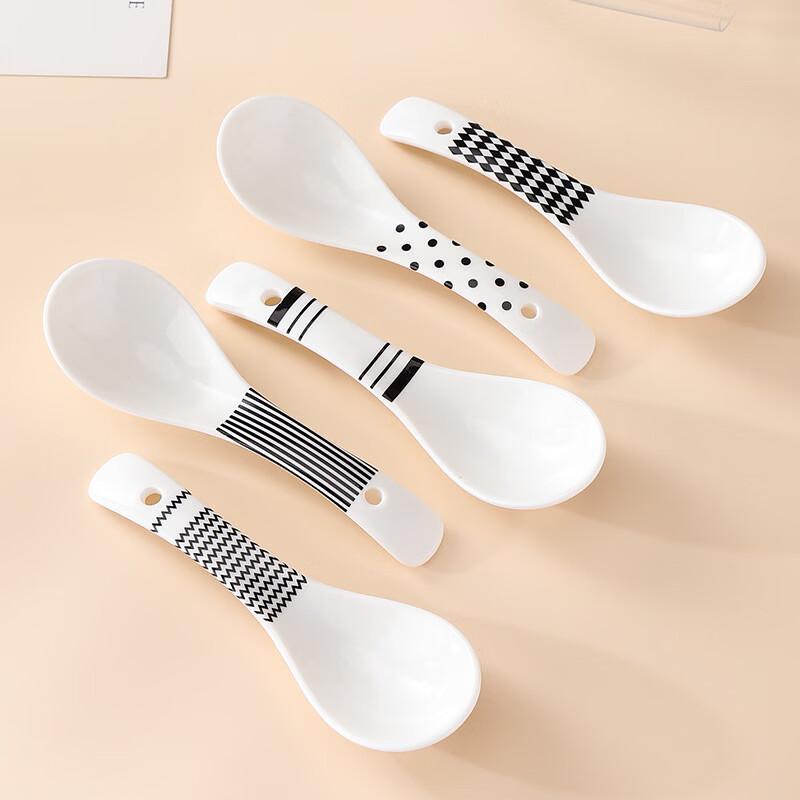 KANGMO Hepburn Style Ceramic Soup Spoons Gift Set