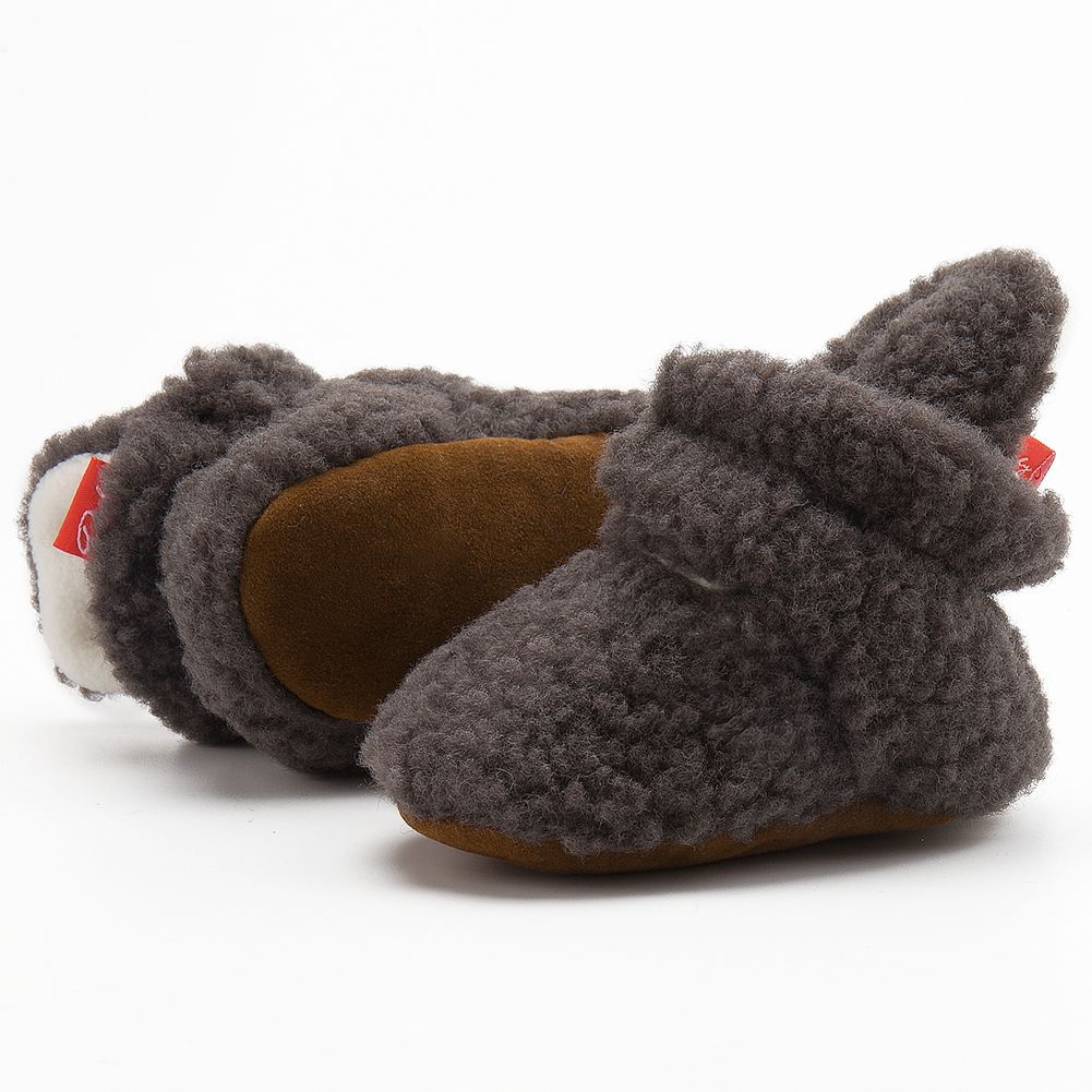 Herbst und Winter Neue Babyschuhe Weiche Unterseite Kleinkindschuhe Korallen Samt Fällt Nicht Ab Schuhe Warme Schuhe Babyschuhe