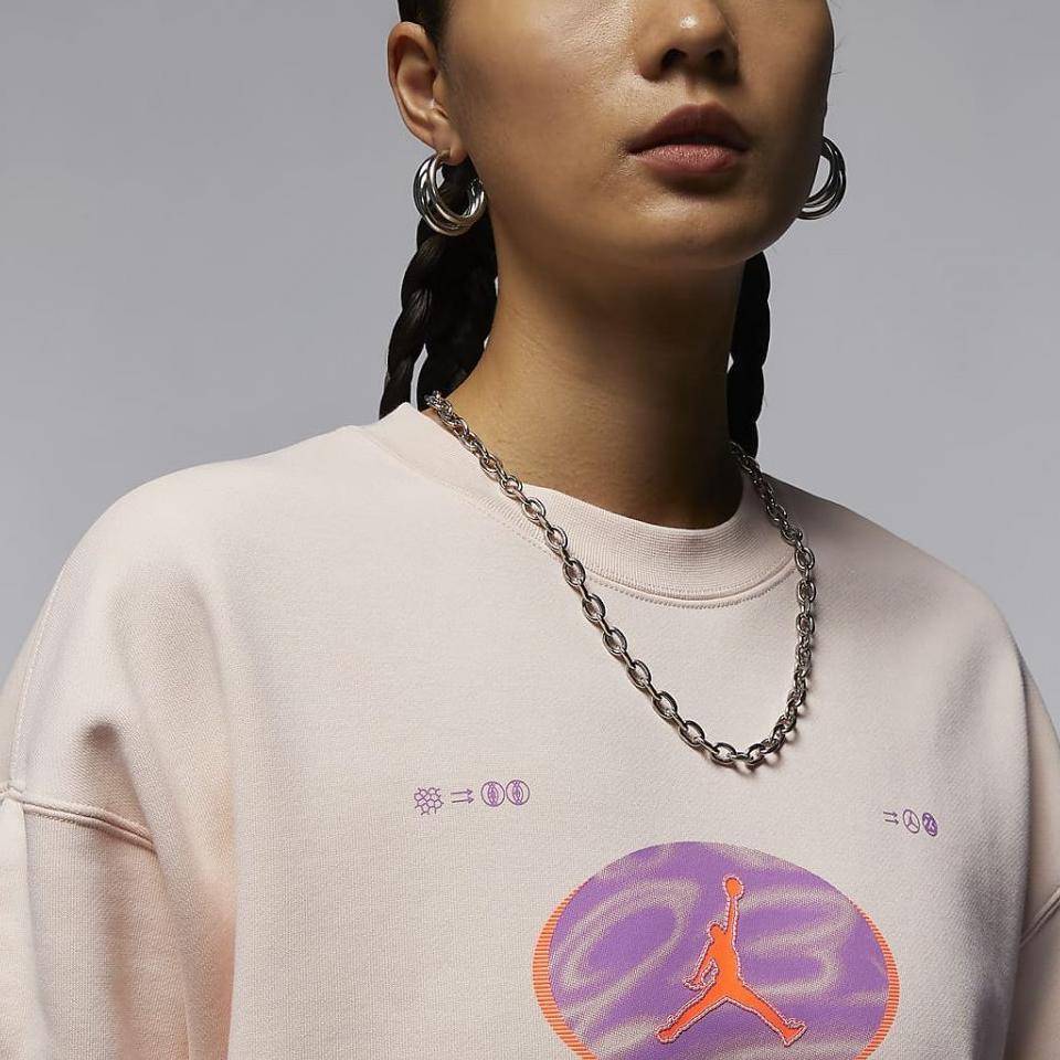 Jordan Fearless Letter Print Round Neck Fleece Casual Loose Sweatshirt Women Tops Icy-Pomegranate FV4021-823