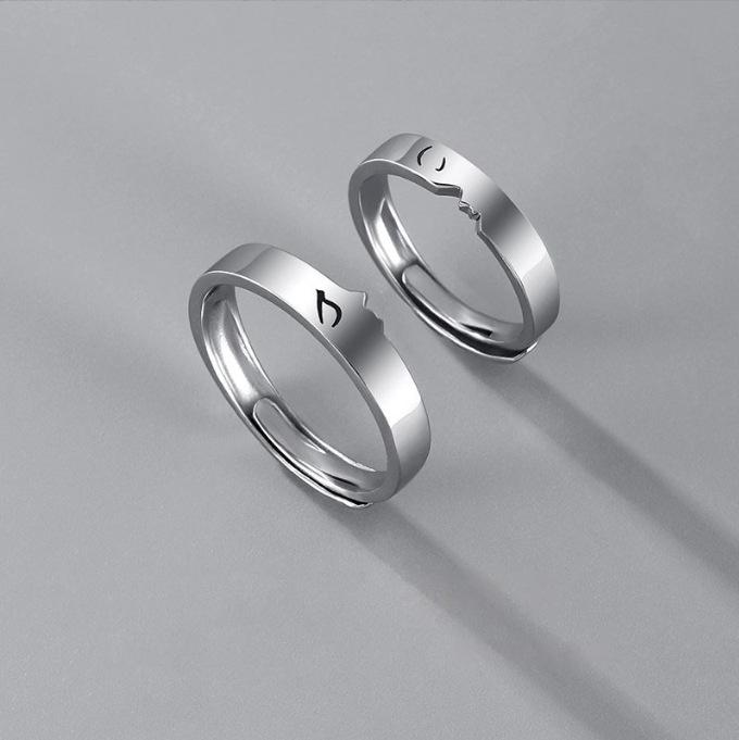 One Kiss Love Couple Rings: Trendy Open Design for Men and Women