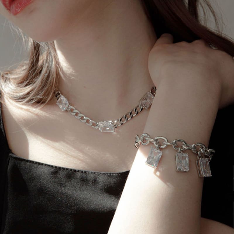 Jean Paul Clarisse Square Cubic Charm Chain Bracelet JB-22-043B