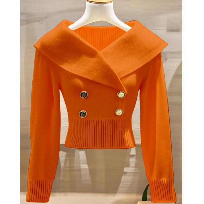 2026 Autumn/Winter French Chic White Lapel Knitwear: Women's Elegant, Waist-Cinched Slimming Sweater.
