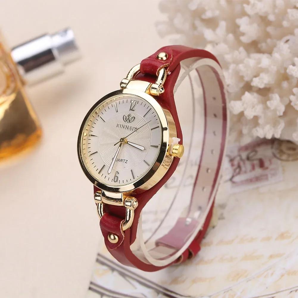 Women Casual Watches Round Dial Rivet PU Leather Strap Wristwatch Ladies Analog Quartz Watch Gift