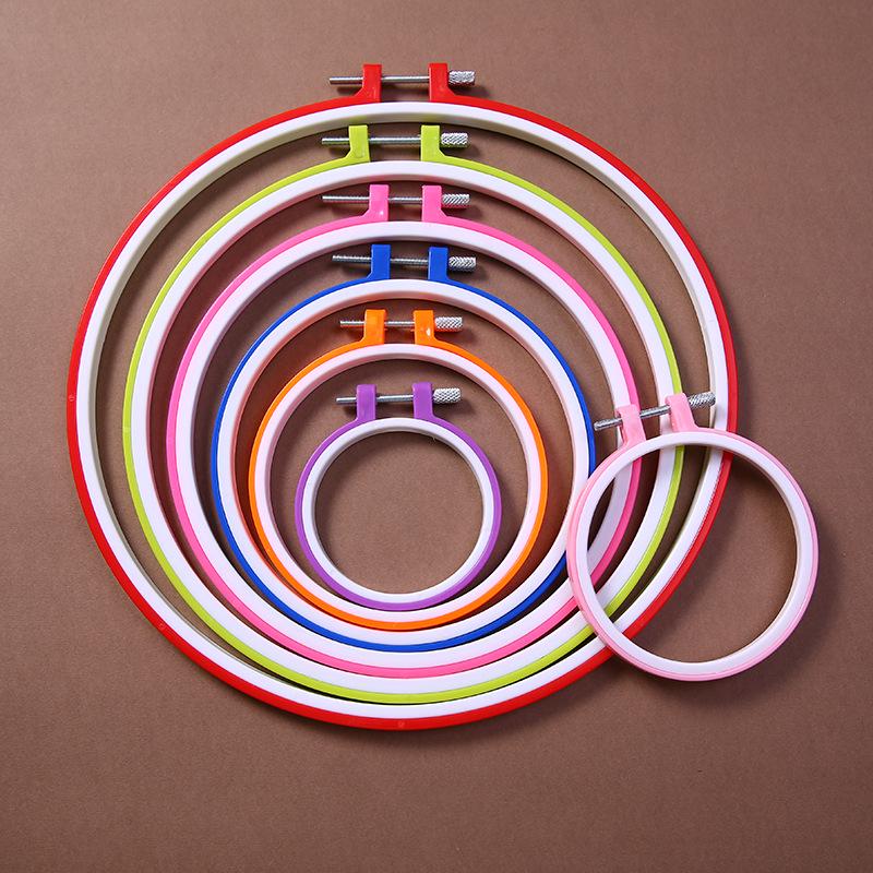 Adjustable Colorful Plastic Embroidery Hoop - Imitation Bamboo Style for DIY Cross-Stitch Projects
