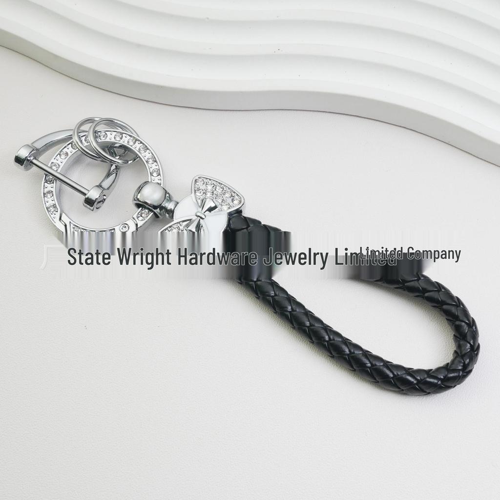 Rhinestone Horseshoe Keychain: Hand-woven Rope with Zinc Alloy Pendant, Anti-Lost Ring, Fashionable Car Key Accessory.