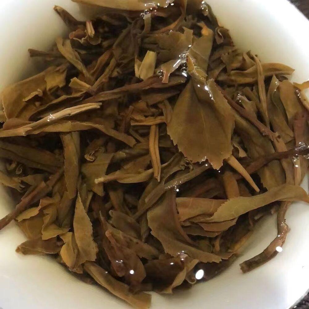 357g Yunnan Puerh Tee 2013 Alter Pu-erh Roher Teekuchen Wujinhao Pu'er Sheng Kuchentee