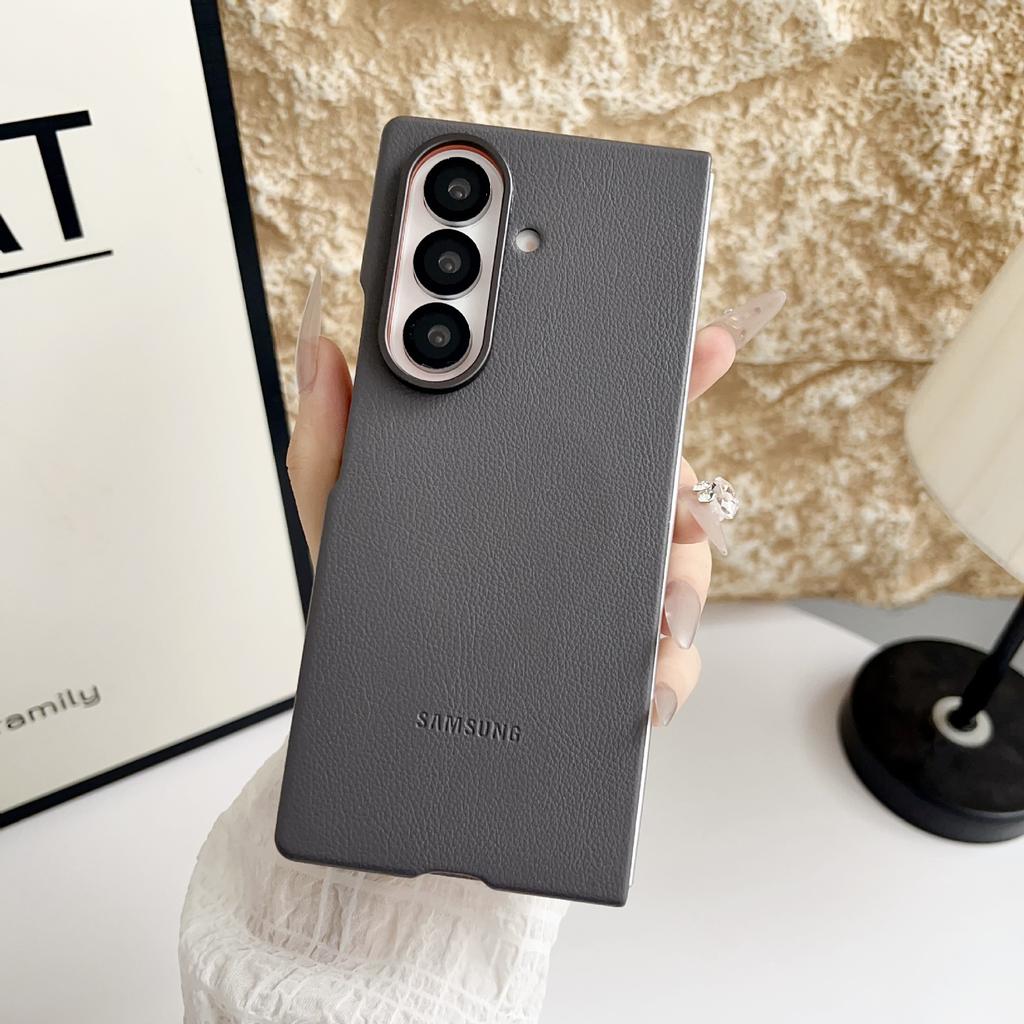 Suitable for Samsung Zfold7 Magnetic Leather Mobile Phone Case Galaxy Zfold7 Plain Leather Folding Anti Fall Protection Case