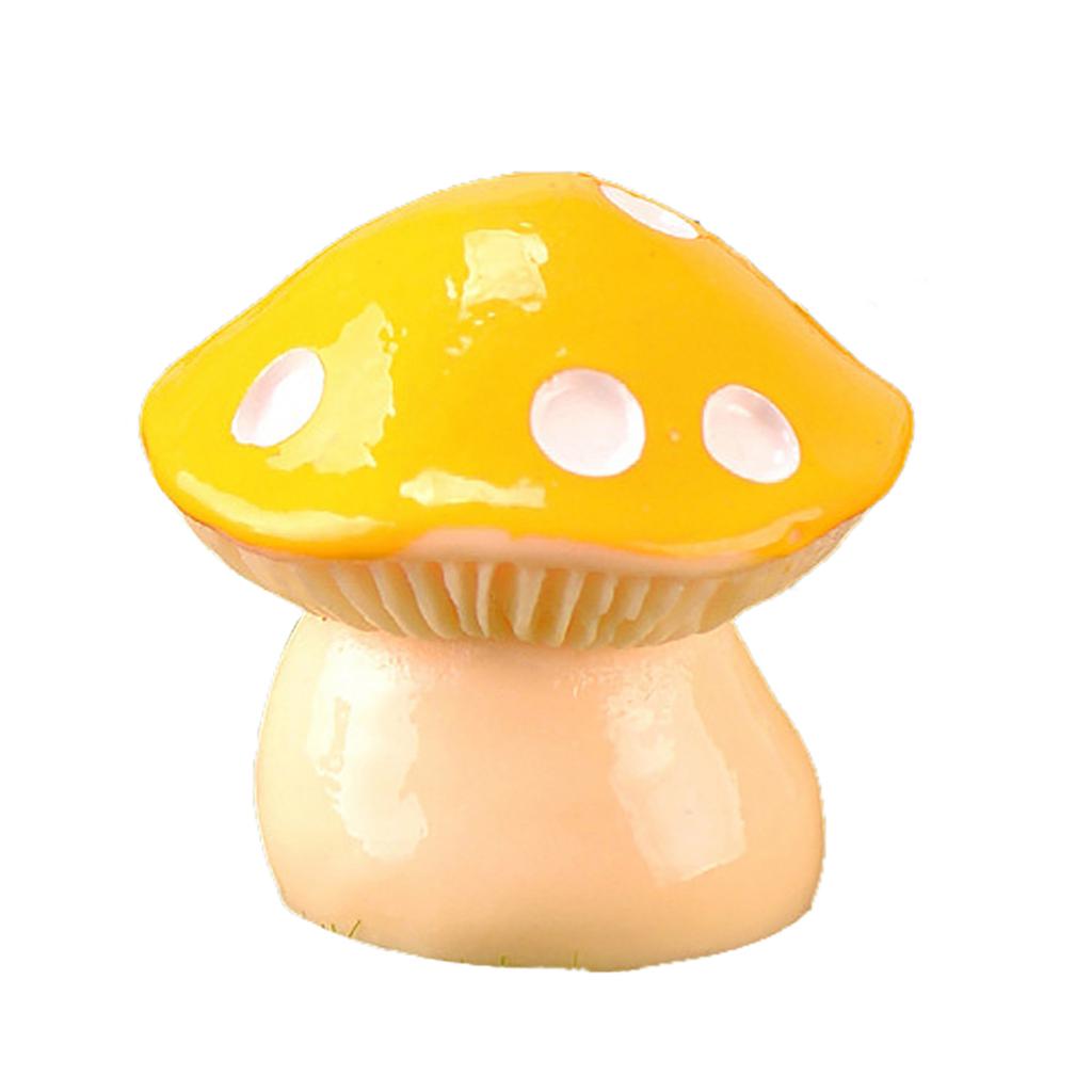 Miniature Resin Mushroom Figurine Decorative Mini Sculpture for Home Garden Yard Lawn Decoration Accessories