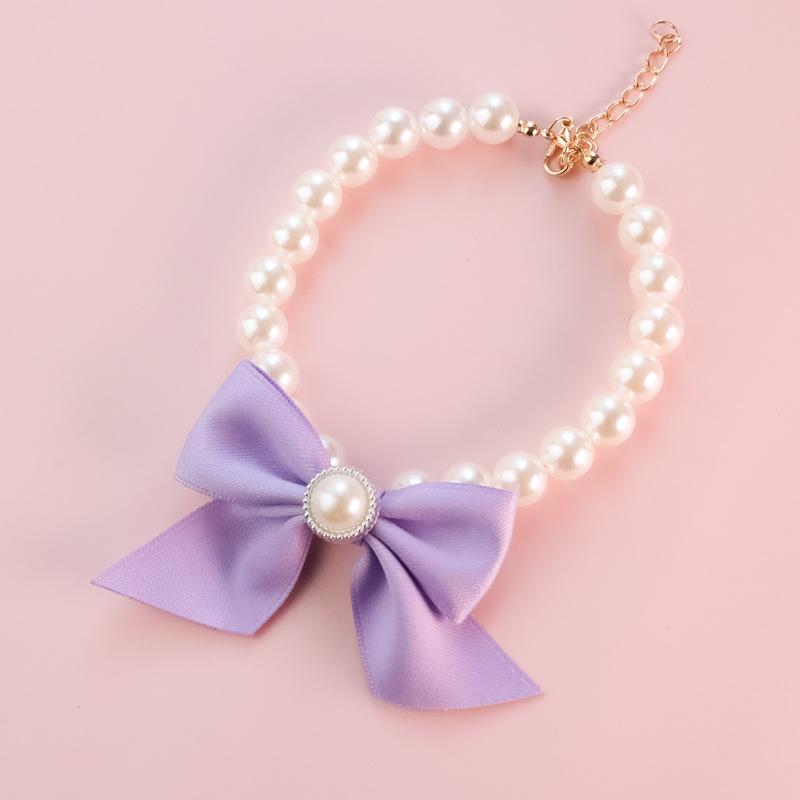 Luxuriöses, Vintage-inspiriertes Hundehalsband mit Perlenverzierungen, Glöckchen und Fliege, Haustierhalskette für Katzen und kleine Hunde, Zubehör für Kätzchen