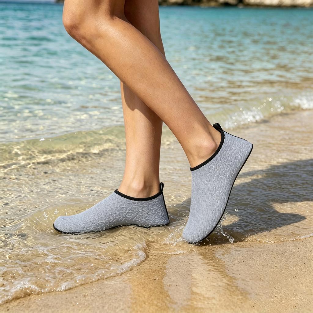 Lightweight Quick Dry Water Shoes for Outdoor Activities Breathable Flexible Sole Suitable for Beach Hiking Diving and Stream Walking