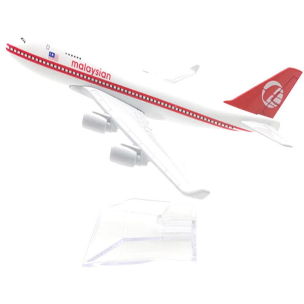747 Malaysia Airline Plane Model 16cm 1:400 Scale Airplane B747 Replica Model W Base Alloy Aircraft Alloy Metal Plane Ornament