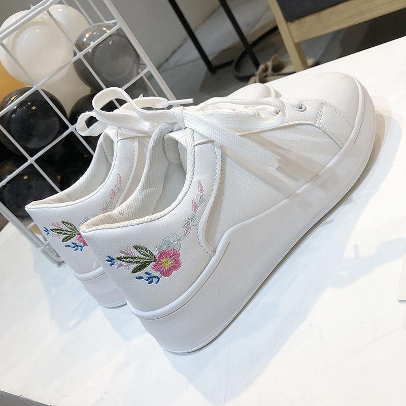2025 spring and summer new running shoes ins trendy women's shoes versatile female students casual sports shoes fashion street shoes