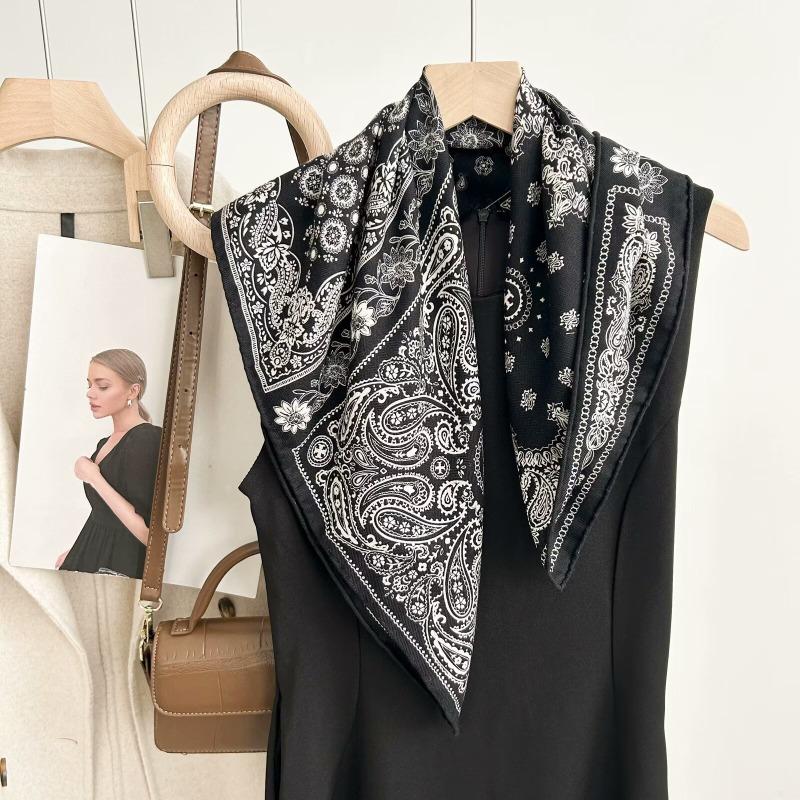 Double-sided Two-color Silk Wool Printed Silk Scarf Women's Tropical Jungle Silk Wool Scarf Light Luxury High-end Versatile Shawl