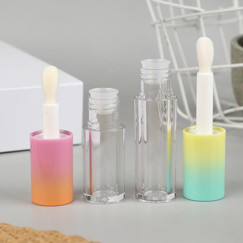 Refillable Lip Glaze Bottle with Keychain – Empty Gradient Tube for Liquid Lip Gloss or Samples