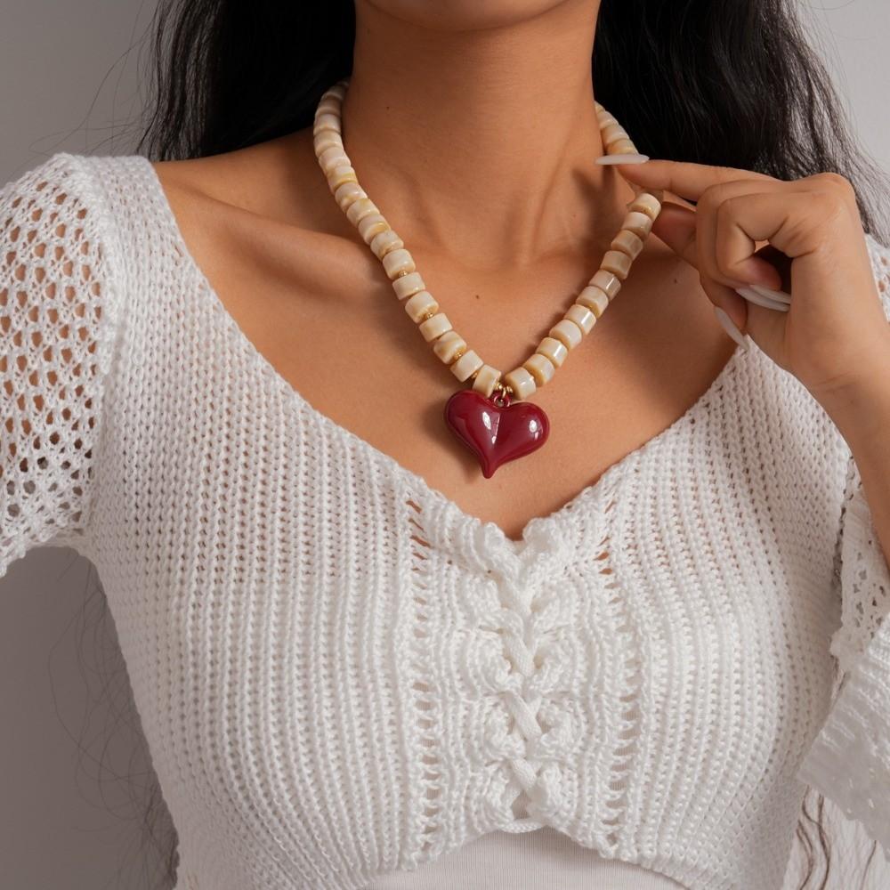 Choker Acrylic Love Heart Necklace Acrylic Sweater Chain Colorful Women Clavicle Necklace  Travel