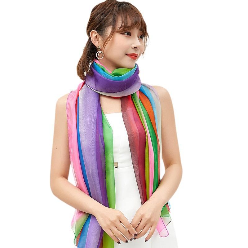 Frühling/Sommer Neu Damen Seidenschal 140 * 195cm Simulierter Seidentwill Quadratischer Schal Mode Bedruckter Großer Quadratischer Schal Professioneller Schal