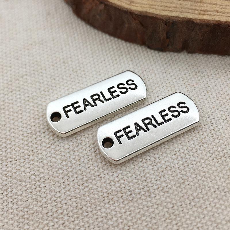 

Подвеска-бирка из тибетского серебра с вдохновляющей английской буквой для DIY-украшений