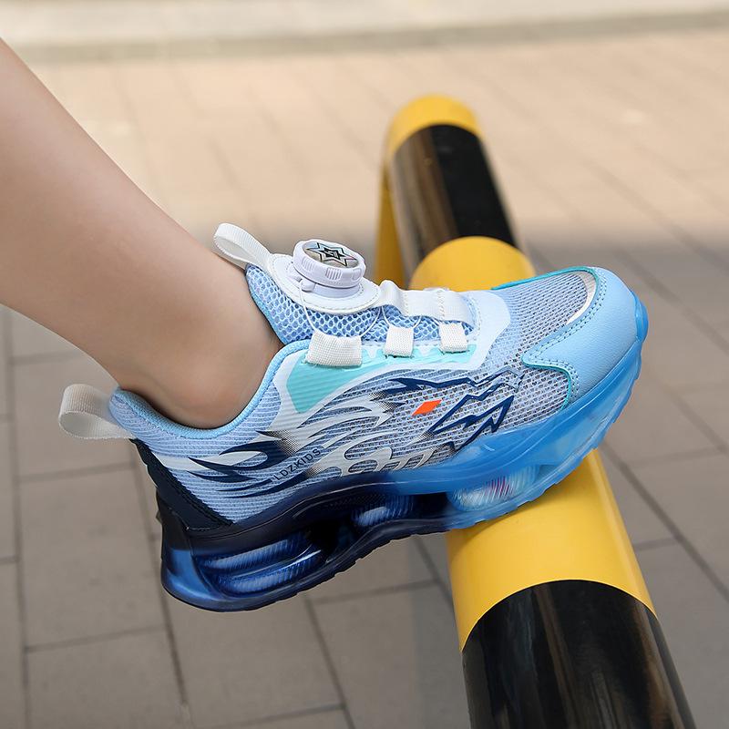 Boys shoes 2025 summer new mesh breathable children's sports shoes students lightweight soft sole single net running shoes