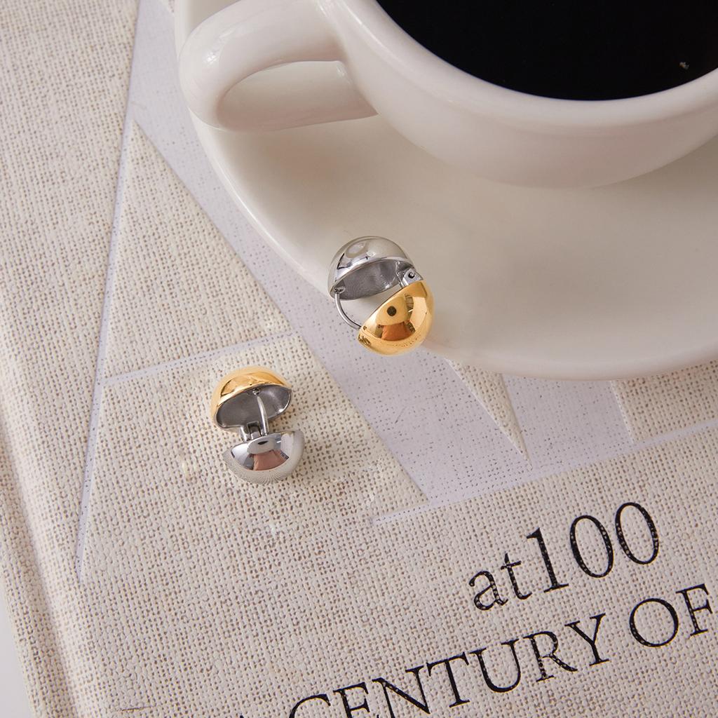 Light luxury high-end ear buckle hemisphere hollow stud earrings jewelry