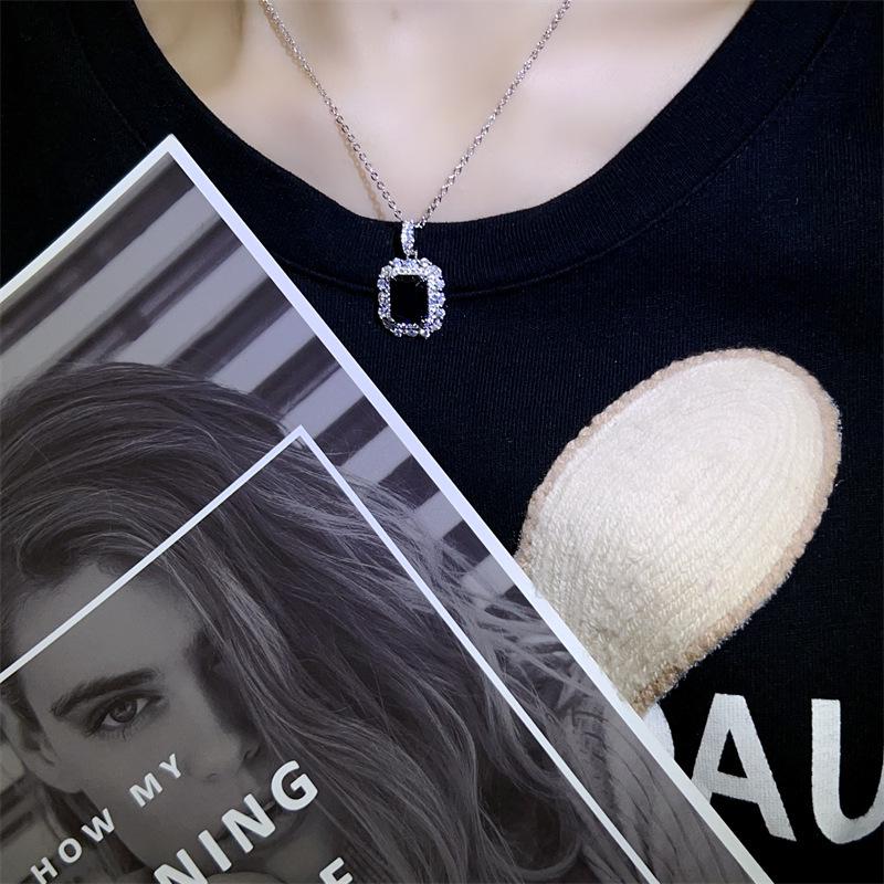 Elegant Minimalist Lab-Grown Ruby & Sapphire Retro Necklace—Versatile European-American Clavicle Chain for Women