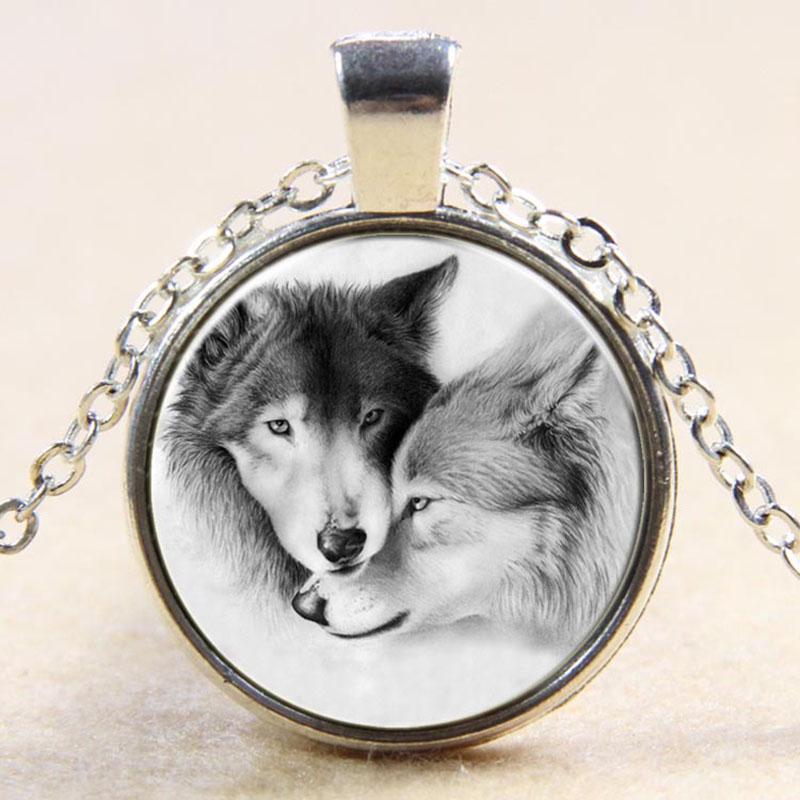 Women Jewelry Double Wolf Glass Pendant Necklace With Vintage Crystals And Elegant Chain