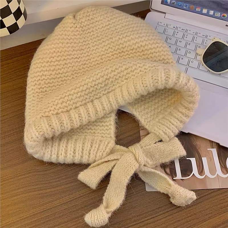 Handgefertigte gestrickte Plüschmütze für großen Kopfumfang mit freiem Gesicht, kleine Mütze, Damen-Wollmütze, thermische Ohrenschützmütze, kann auch eine Schirmmütze sein