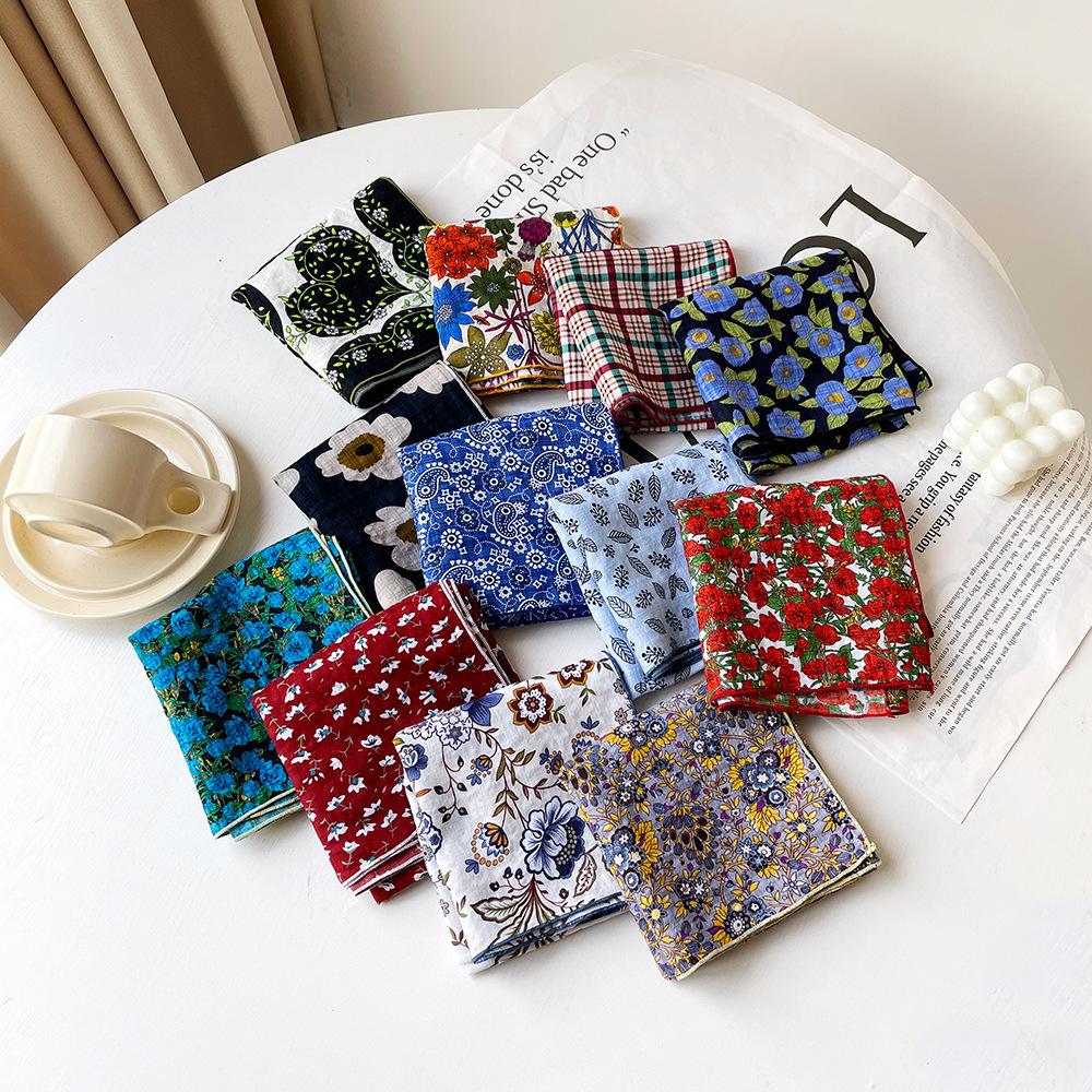 Bavlněný a lněný malý čtvercový šátek Šátek pro ženy na jaro a podzim Léto Korejský styl Foto Móda Všestranný šátek na hlavu Šátek