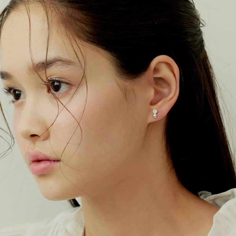 murmur [925silver]Snow cubic stud earrings