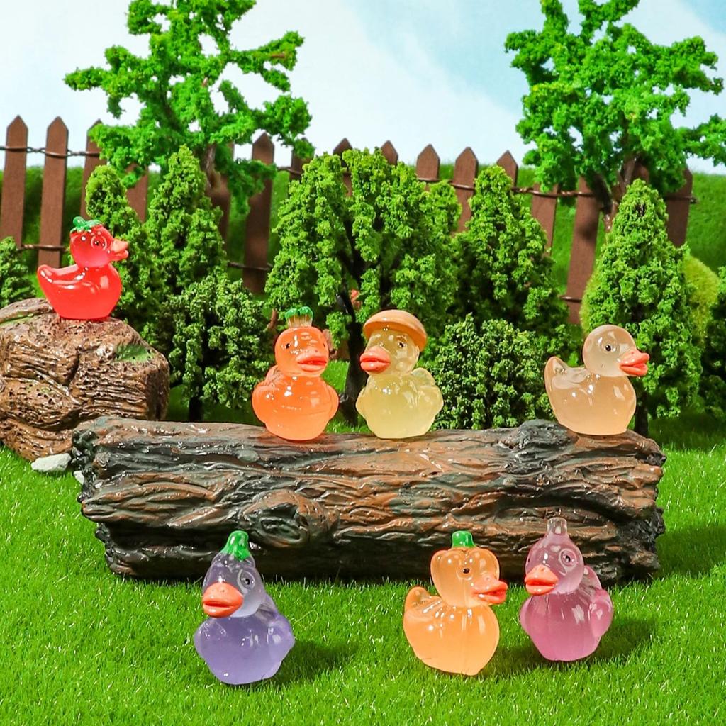 10/20Pcs Vegetable Duck Figurines Luminous Christmas Decor Glow In Dark Ornaments For Fairy Garden Valentine Gift