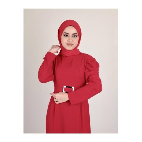 Plisowana spódnica ołówkowa z odkrytymi ramionami i hidżabem