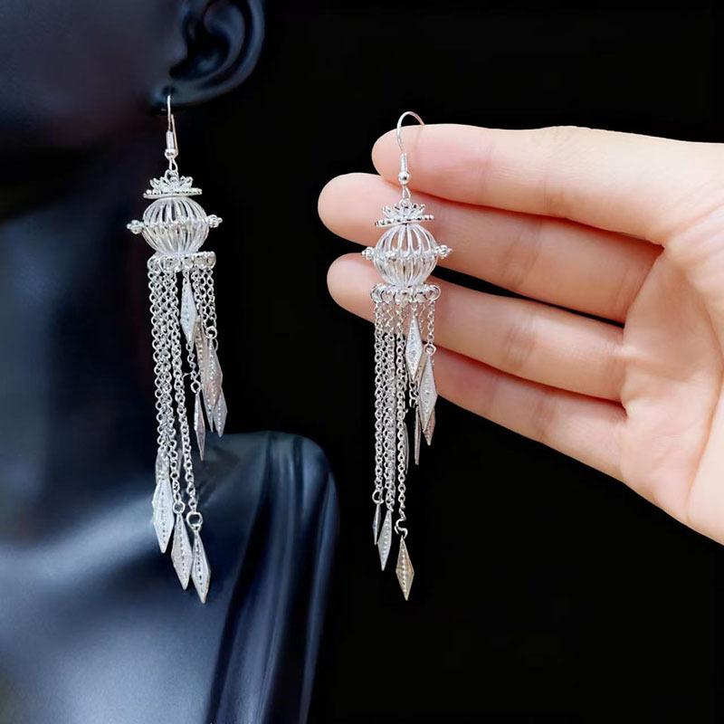 Ethnic style earrings Alloy silver-plated Miao ethnic minority Dong Yi earrings Earrings