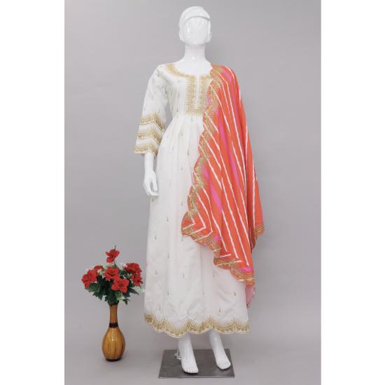 

Фирменное и разработанное платье высшего качества для женщин, чтобы выглядеть привлекательно в повседневные дни.