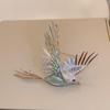 Zarif 3D Renkli Kuş Broşu - Sonbahar ve Kışlık Montlar İçin Lüks Tasarım Korsaj