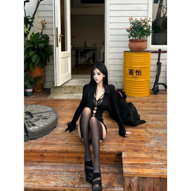 European and American Spice Girls V-neck Hollow Long-sleeve T-shirt 2024 Autumn New Lace Splicing Slimming Sexy Top Trend