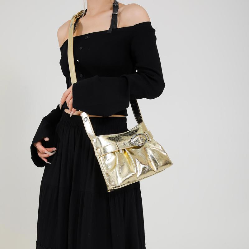 Large capacity bag New women's bag Commuter tote bag Shoulder bag Popular versatile personalized messenger bag