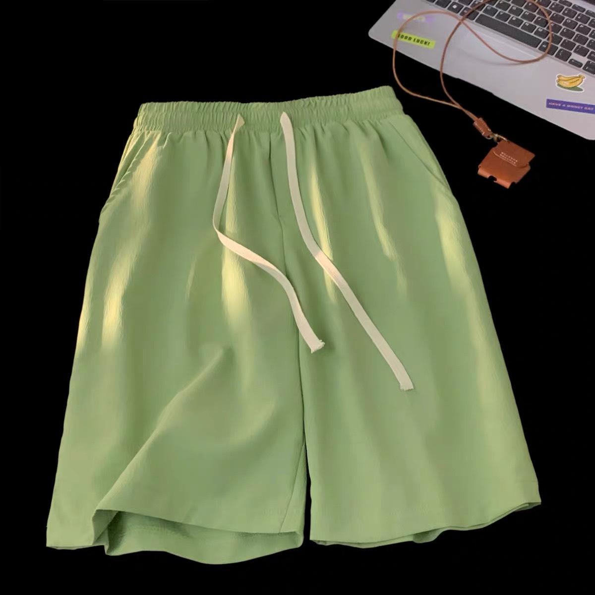 

Новые летние повседневные универсальные шорты из быстросохнущего ледяного шелка для женщин, свободные и лениво спускающиеся широкие брюки 2XL зелёный