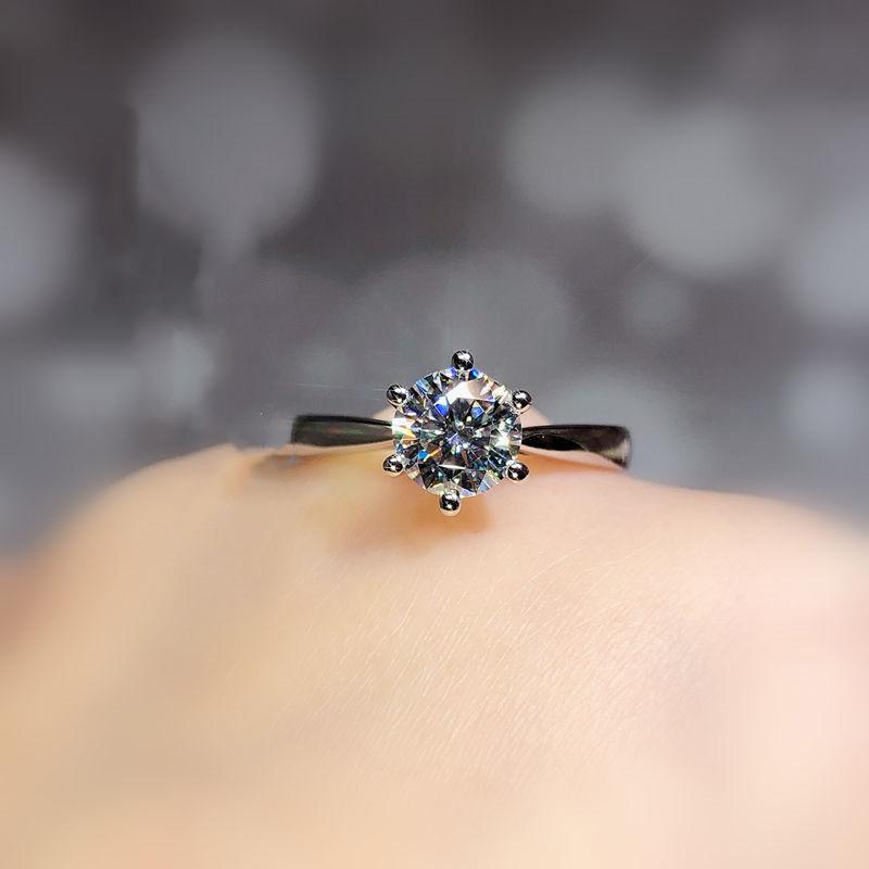 Diamond Ring For Woman Beautiful Simulated Moissanite Finger Ring  Noble Wedding Party Jewelry