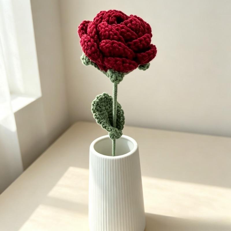 1Pcs Wine Red Handcrafted Knitted Rose Bunch for Valentine's Day - Romantic Wedding Decor Couple Gift