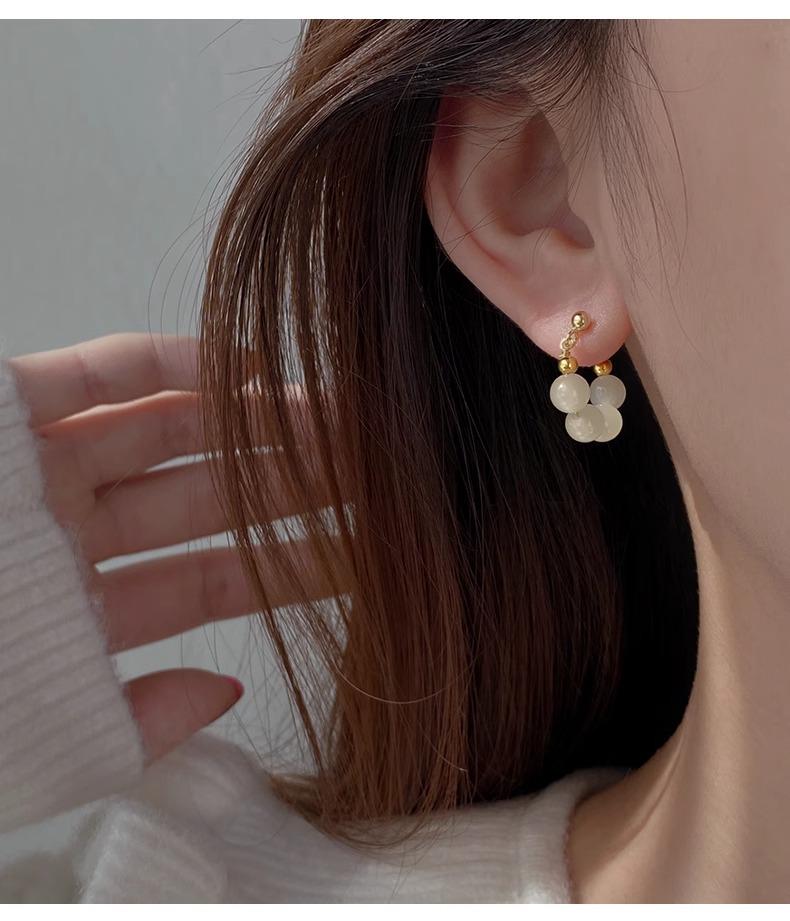 2026 New Hot Style Imitation Hetian Jade Stud Earrings for Women - Versatile No-Piercing Ear Clips