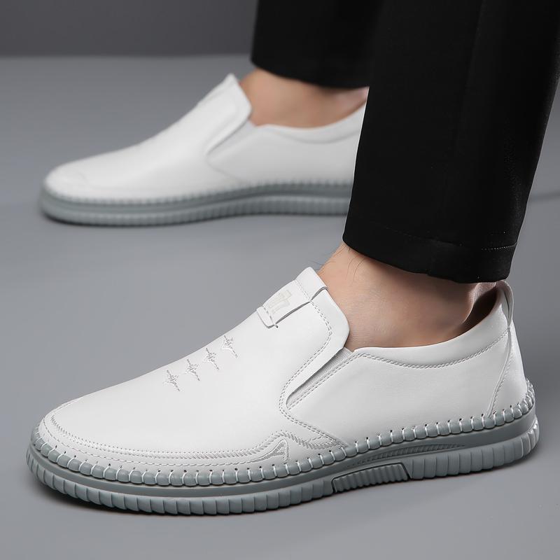 Fashion Men's Walking Loafers Breathable Male Outdoor Casual Shoes Leather Men Office Shoes Slip on Flats Man Versatile Driving Sneakers