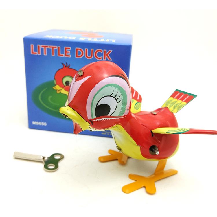 MS656 Hopping Duck Retro Nostalgic Bar Ornament - Creative Gift for Personality and Style