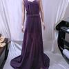 Vestido de Noite Longo Sexy Feminino com Gola Halter e Uma Alça, com Folha Dourada, Fenda Sem Mangas, Cintura com Lantejoulas e Cauda para Banquete - Vestido de Madrinha
