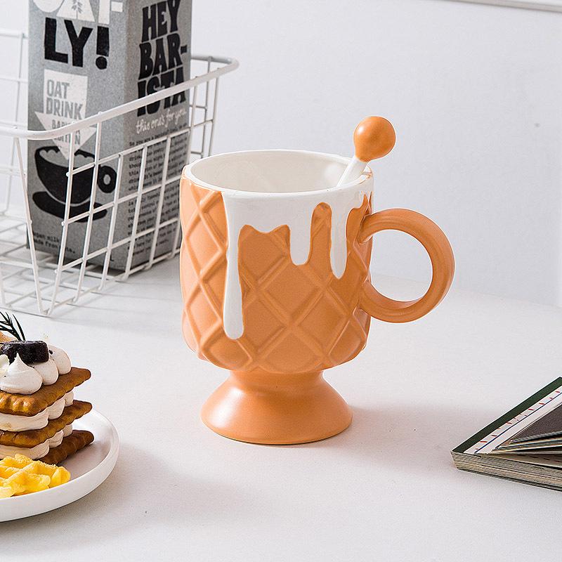 Cream Wind Tall Biscuits Ceramic Mug High Value with Stirring Spoon Coffee Cup Restaurant Household Drinking Cup