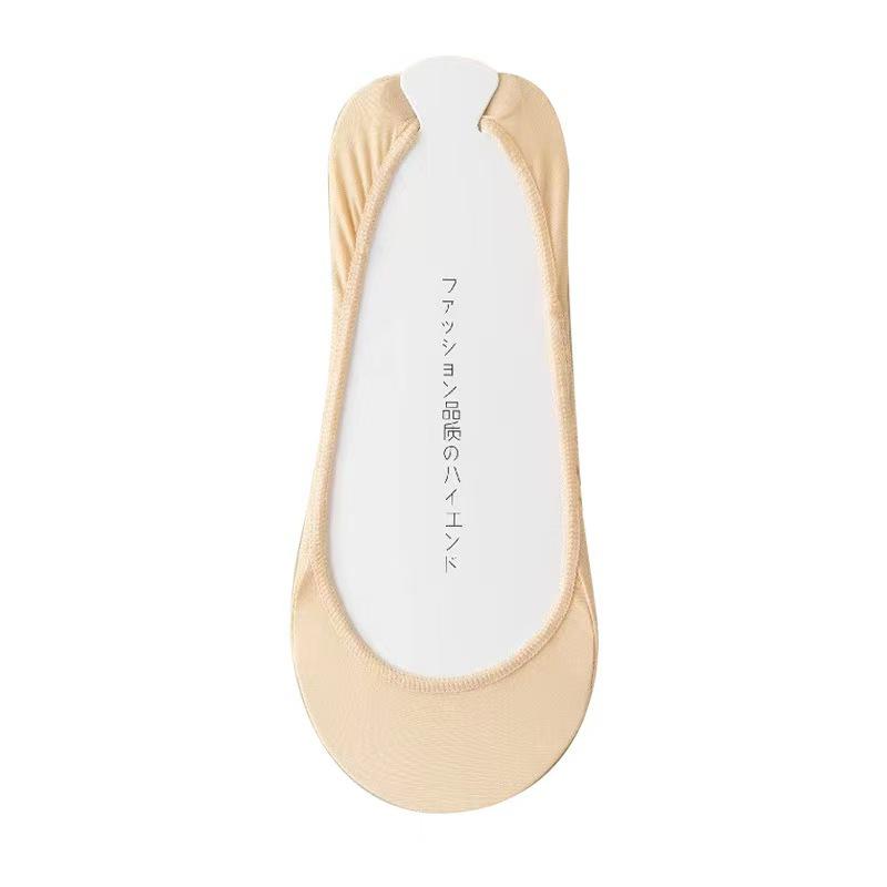 2026 Summer Women's Ultra-Thin Ice Silk Boat Socks with Sponge Sole - Low-Cut, Invisible for High Heels