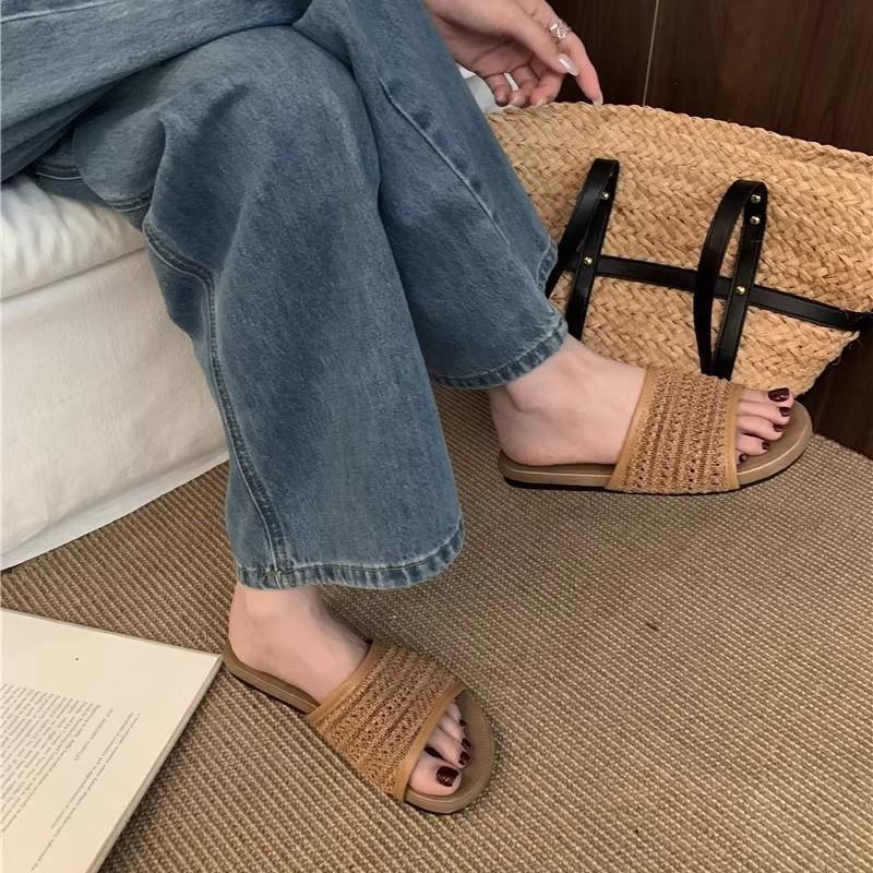 Hausschuhe Damen 2025 neu Sommer Super Feuer schön mit Rock böhmisch Strand Plattformsandalen