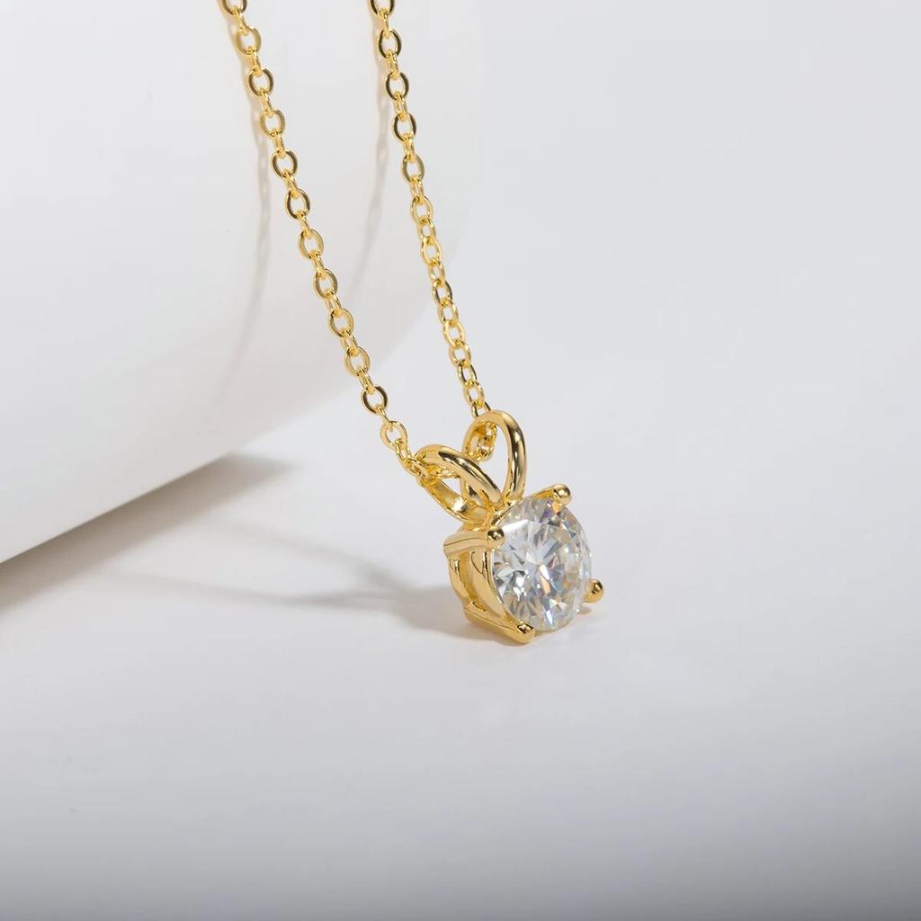 1ct D färg Moissanite Diamond 18K guldpläterad fyra klor hänge halsband Jubileumspresenter