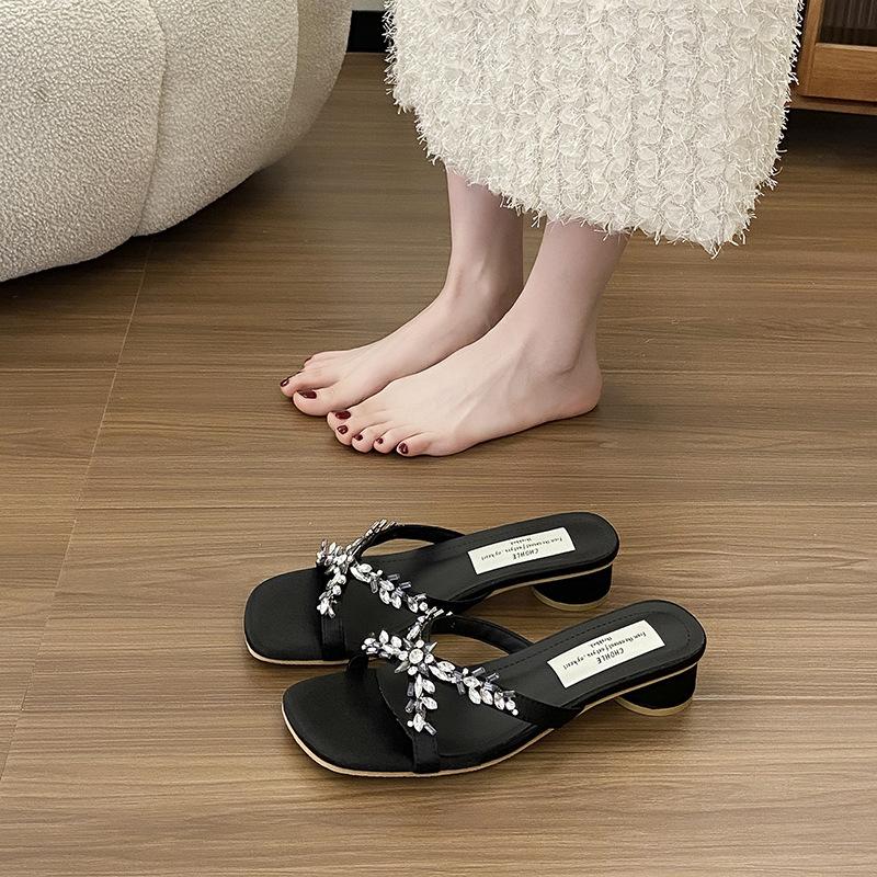 French Square Head Mid-heel Shoes Women's Roman Sandals 2025 Summer New Wear Cross Rhinestone Slippers Cool Slippers