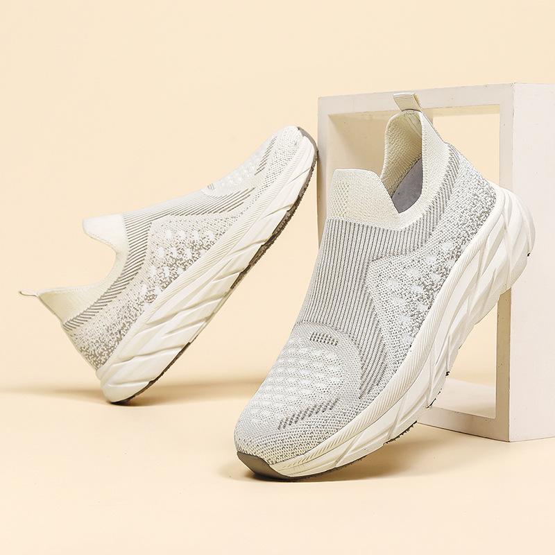 Large Size Couple Flying Woven Casual Sneakers Flying Woven Men's and Women's Shoes Net Shoes Large Size Men's Shoes Casual Shoes Sneakers